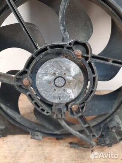 Вентилятор радиатора Renault Modus хэтчбэк 5 дв
