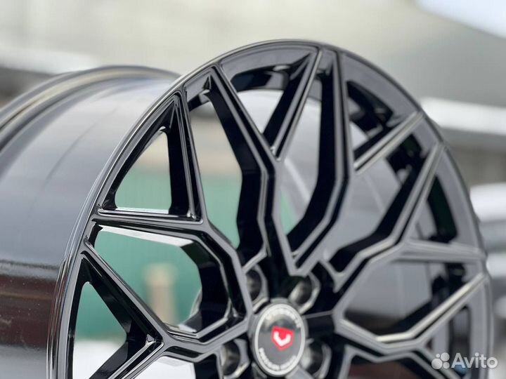 Диски Vossen HF-5 r18 5x114.3