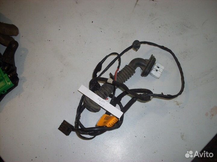 Электропроводка двери задней правой (Kia Rio)