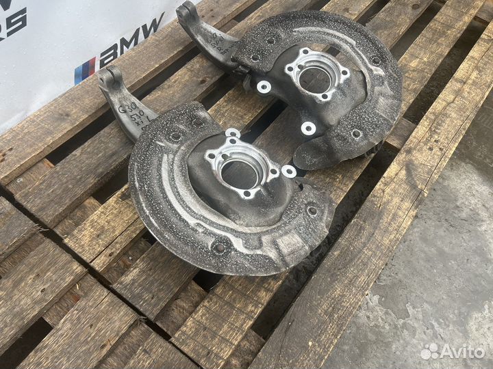 Кулак поворотный передний X-drive BMW 5 G30 8 G16