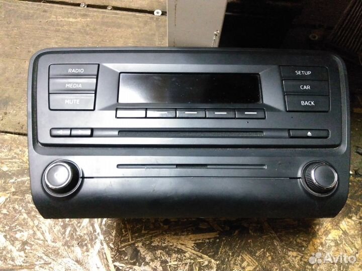 Магнитола штатная Skoda Octavia A7 октавия а7