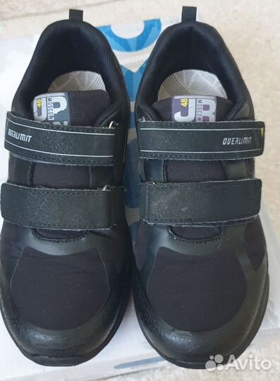 Кроссовки детские