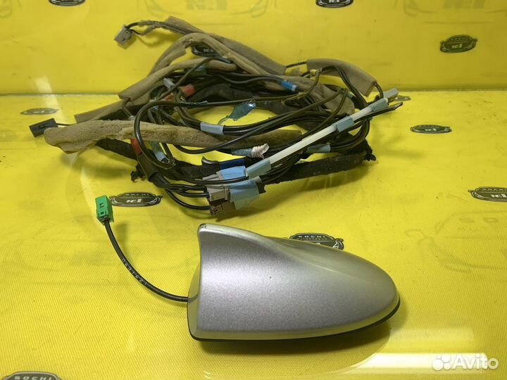 Infiniti Q50 V37 Антенна на крышу 2013-2017г