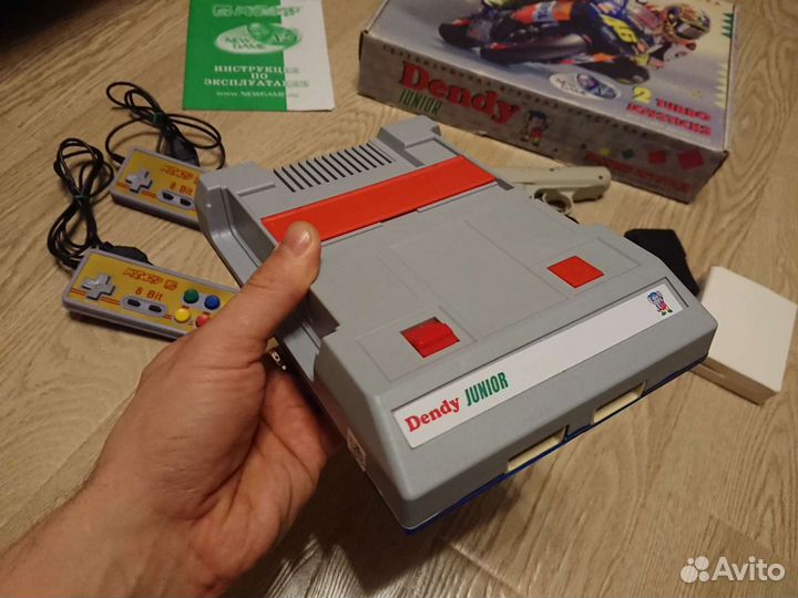 Dendy junior (В коробке с пистолетом)