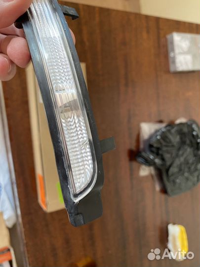 Повторитель поворота в зеркало skoda a5