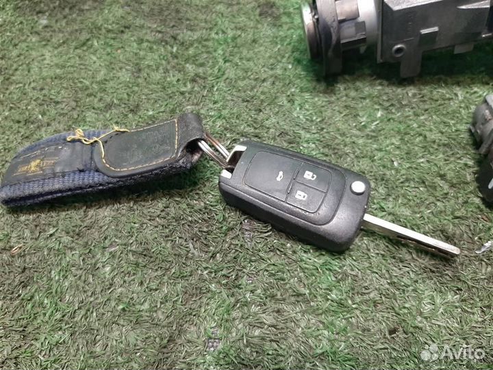 Замок зажигания Chevrolet Cruze J300 2009