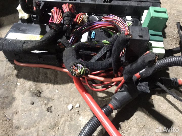 Блок предохранителей Bmw x5 e53 m54b30