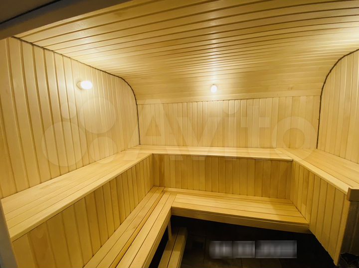 Коттедж 250 м² на участке 15 сот.