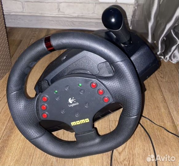 Игровой руль logitech momo racing 900