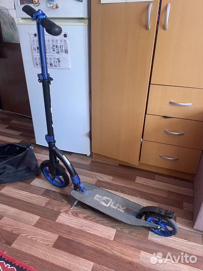 Самокат городской для взрослых Weelz Rock