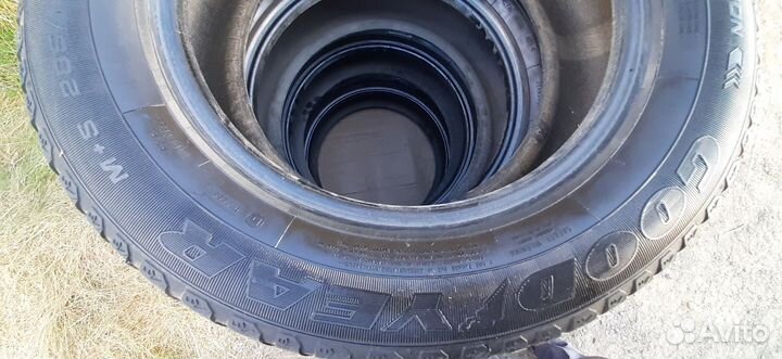 Goodyear Eagle Ultra Grip 205/60 R15 91H