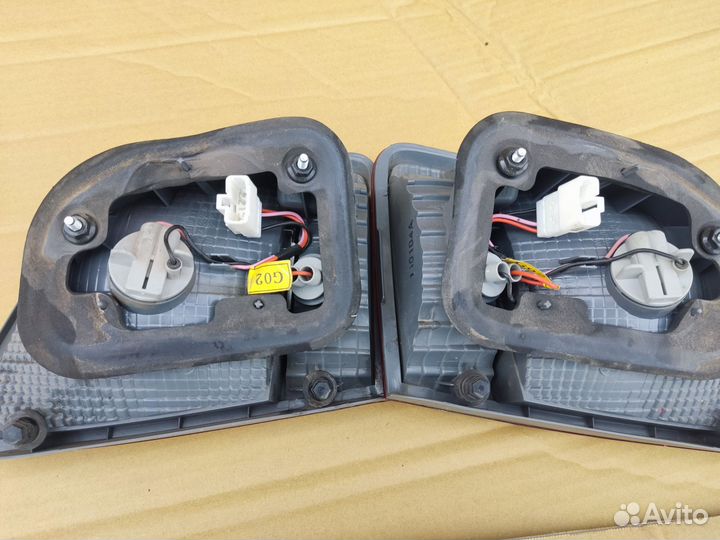 Задние фонари