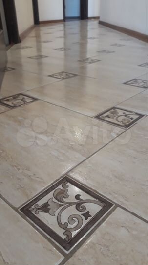 2-к. квартира, 74 м², 5/5 эт.