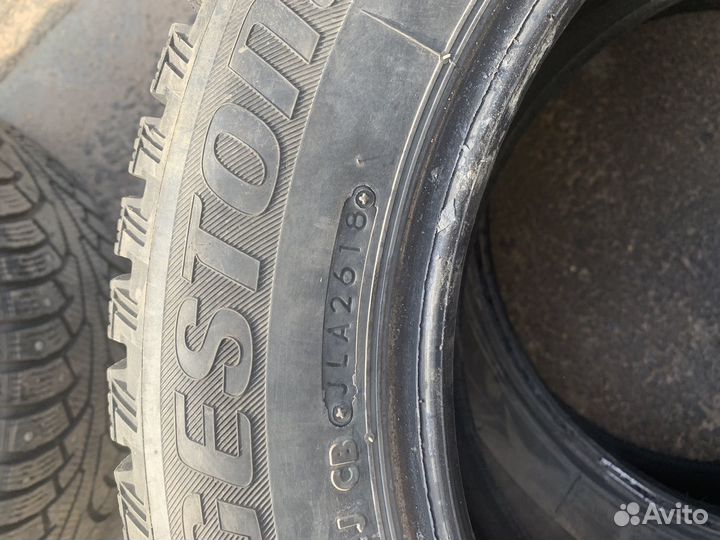 Bridgestone Blizzak Spike-01 195/60 R15