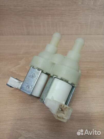 Клапан подачи воды стиральной машины Candy41042037