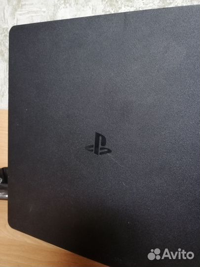 Ps4 slim на 1 тв