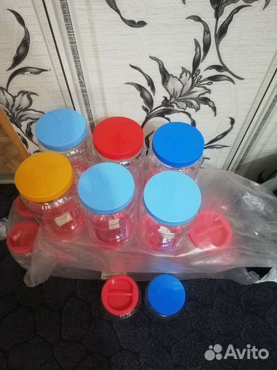 Пластиковые банки 2л