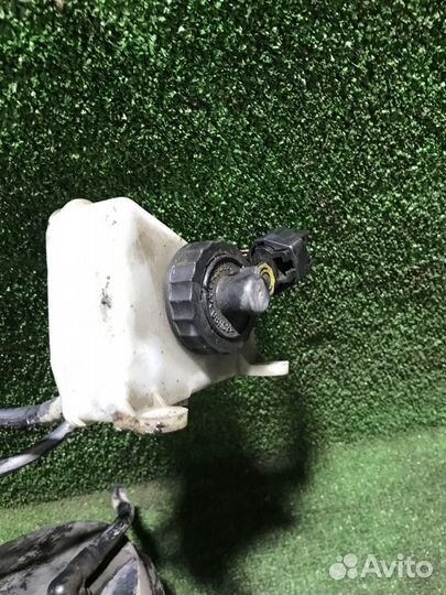 Вакуумный усилитель Ford Focus MK1 eydk 1.8