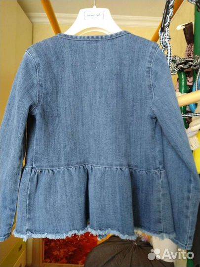 Джинсовая куртка для девочки
