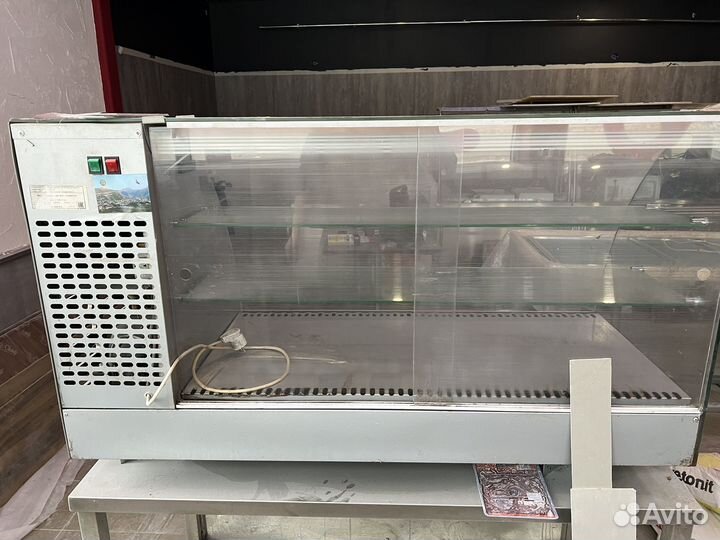 Холодильная витрин