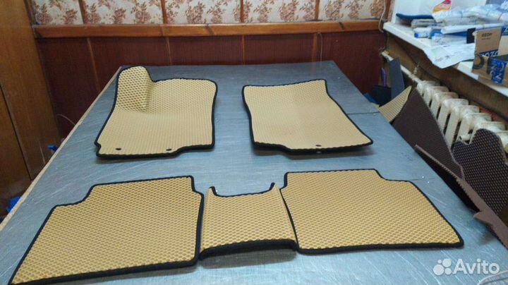 Эва коврики на Hyundai Solaris KIA Rio 3