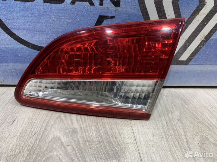 Фонарь задний Nissan almera G15 Прав