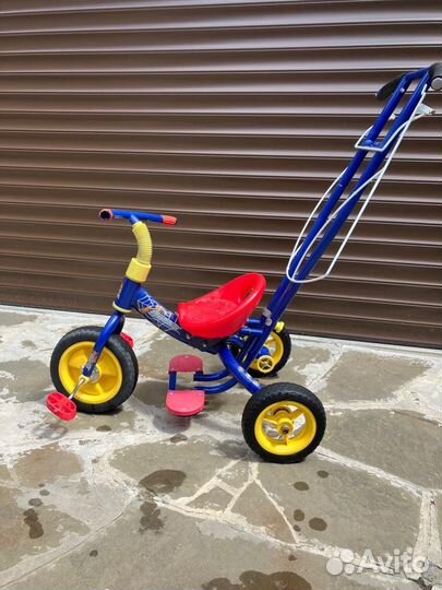 Трехколесный велосипед с родительской ручкой