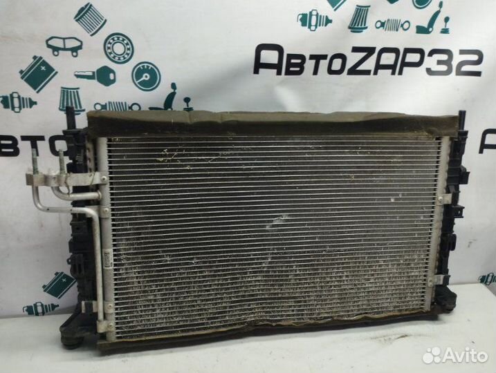 Кассета радиаторов Ford Focus 2 shda 2011