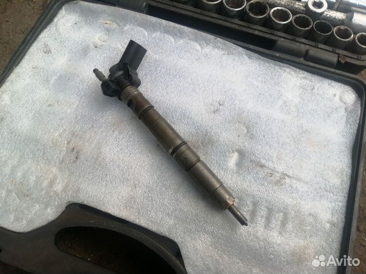 Форсунка топливная дизель VW Audi