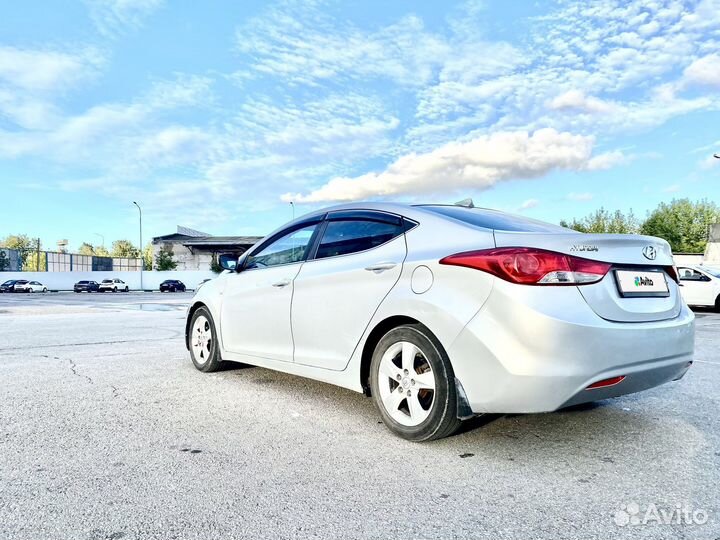 Hyundai Elantra 1.6 AT, 2012, 312 000 км