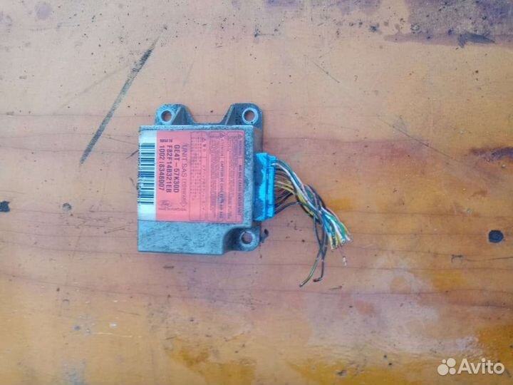Блоков управления двигателем Mazda 626