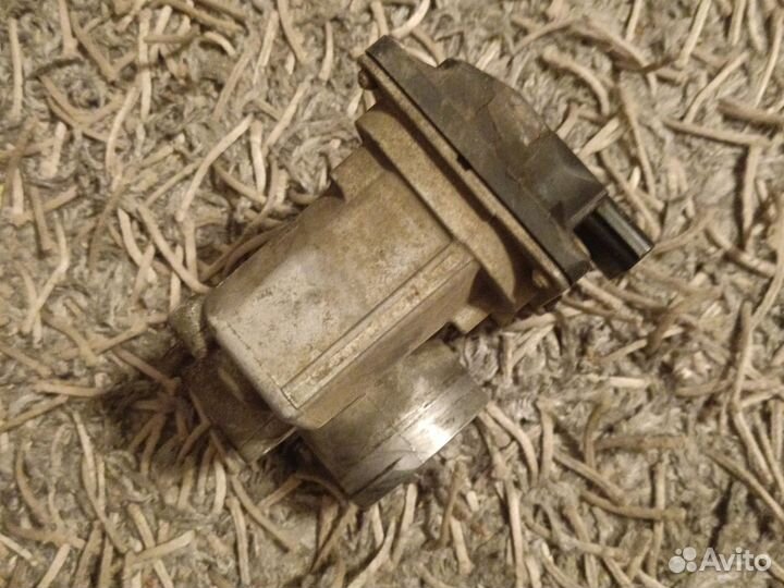 Дросельная заслонка