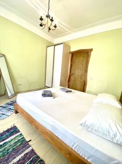 Коттедж 220 м² на участке 6 сот.