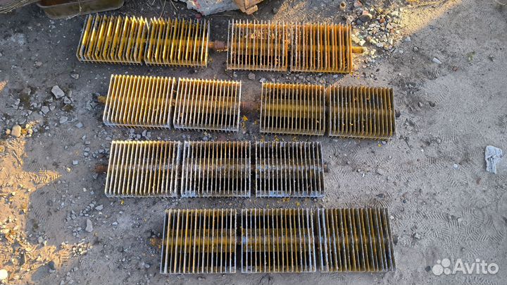 Алюминиевая батарея со стальной трубой