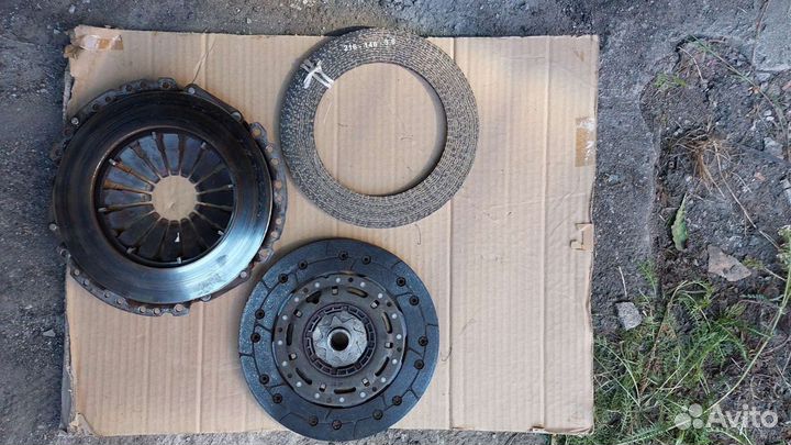 Диск сцепления+корзина Фиат Гранде Пунто 1.3 диз