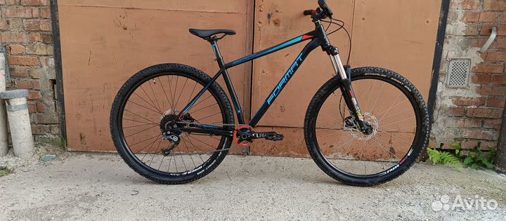 Format 1122, рама L, колëса 29