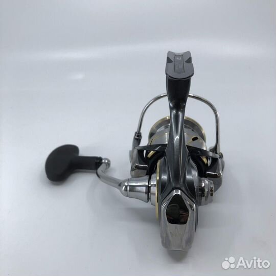 Катушка daiwa 20 luvias LT 3000