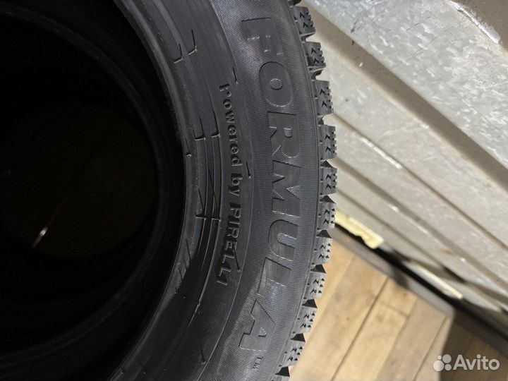 Pirelli Formula Ice 205/60 R16 98T