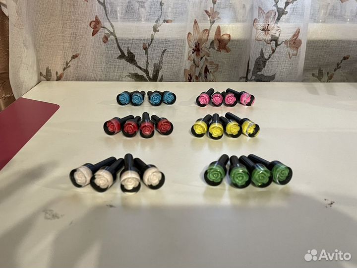 Комплект фиксаторы дверных замков Розочки,роза