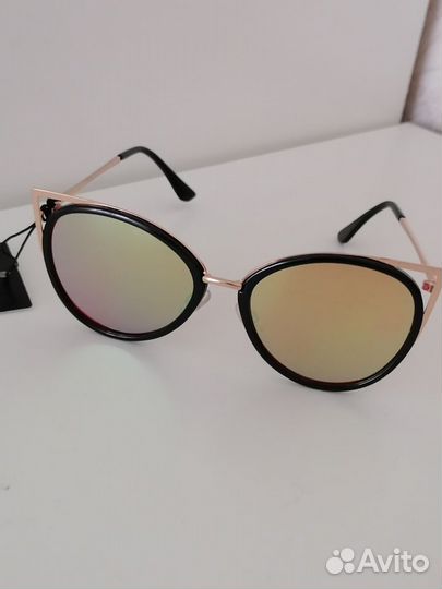 Солнцезащитные очки женские