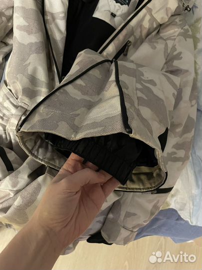 Горнолыжный комбинезон женский 42