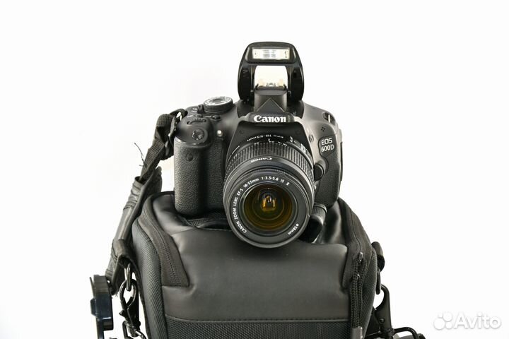 Canon EOS 600D/T3i 18.0MP с Kit Canon 18-55