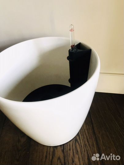 Кашпо с автополивом lechuza