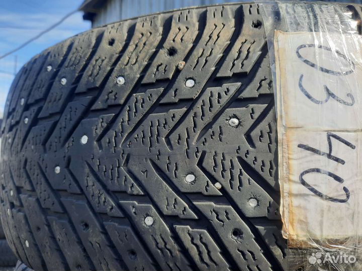 Nokian Tyres Hakkapeliitta 8 215/65 R16 99T