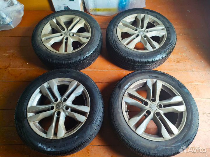 R17 Viatti Bosco A/T 215/60, PCD 5x114.3 DIA 66.1