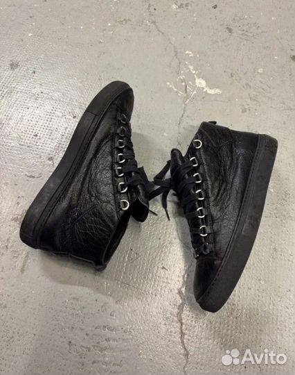 Balenciaga arena