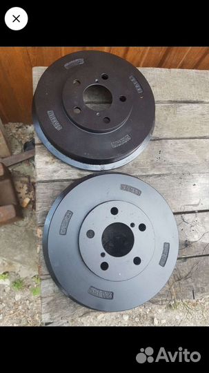 Задние тормозные барабаны