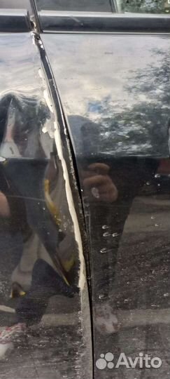 Задняя правая дверь Хонда jazz 2008
