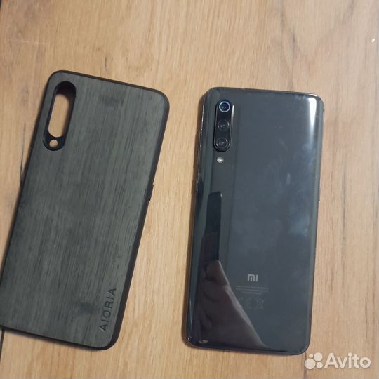 Xiaomi Mi 9, 6/64 ГБ