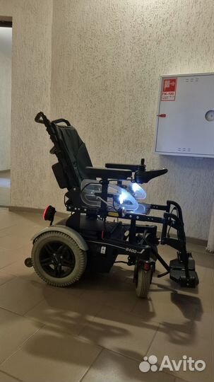 Кресло-коляска с электроприводом OttoBock B400